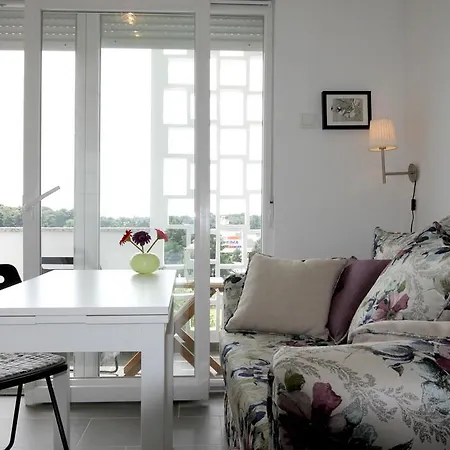 Sweet And Romantic Studio For 2 In City Center Apartman